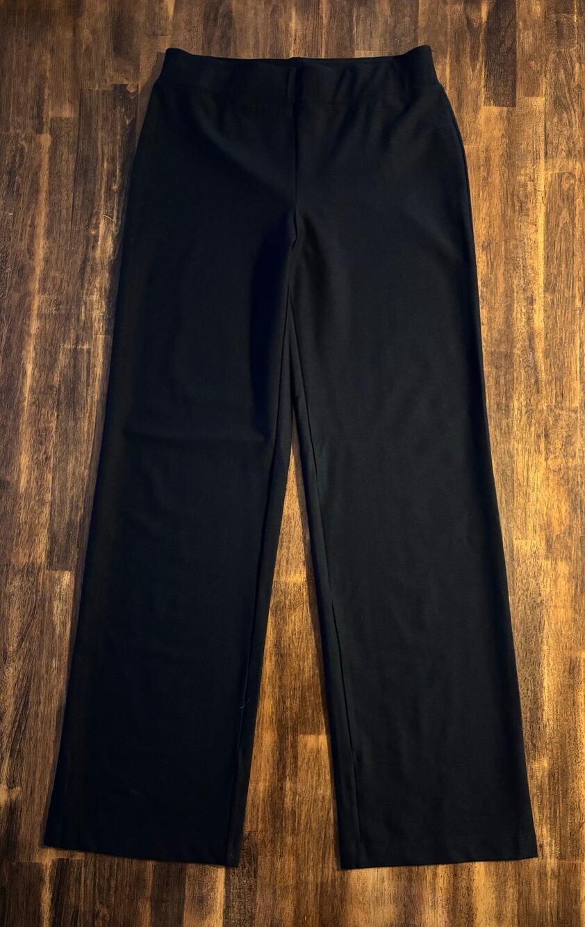 Chico’s 0 Travelers Crepe Pant 28 x 31 Pull On Elastic Waist Wide Boot Cut Black